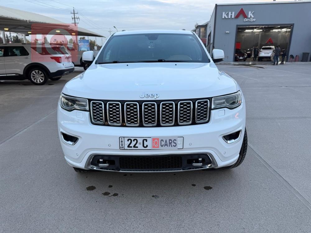 جیپ گراند شیرۆکی